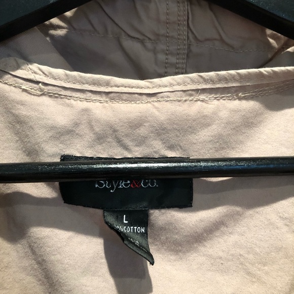 Tan/ Khaki Parka w/ Hood - Picture 4 of 4